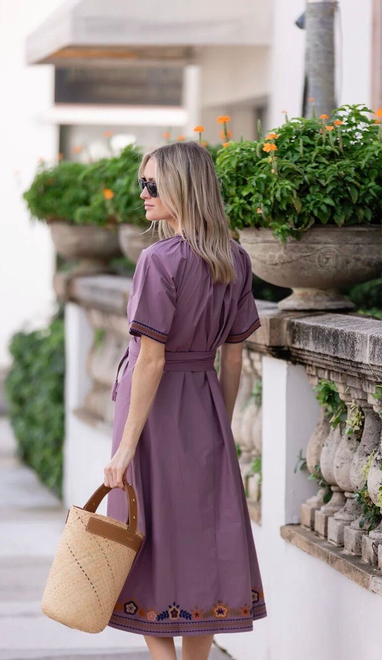 Julia Amory Daphne Coatue Dress Midi Size XL Embroidered Floral $289.00 - Picture 7 of 9